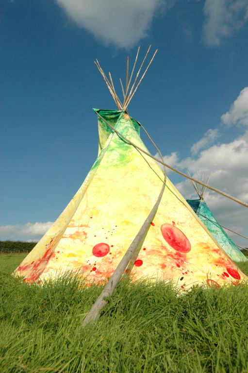 Gele chakra tipi 5,33 m doorsnee.